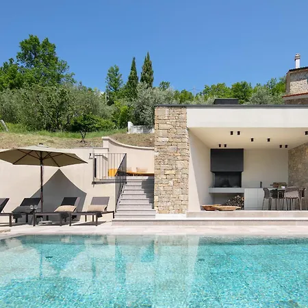 Villa Panorama Del Tartufo For 6 People In Istria With & Truffle Hunting Experience *