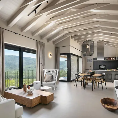 Panorama Del Tartufo For 6 People In Istria With & Truffle Hunting Experience * Livade