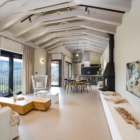 Villa Panorama Del Tartufo For 6 People In Istria With & Truffle Hunting Experience *